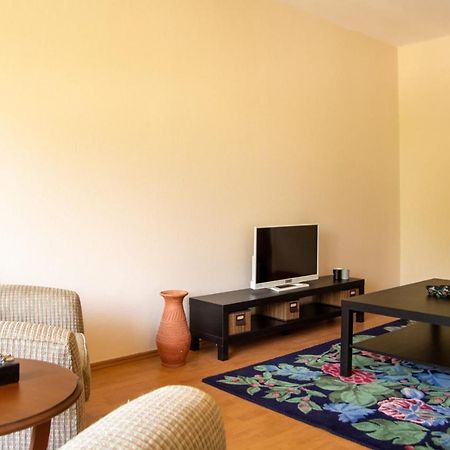 Lovely Flat Near Public Transportation In Esmirna Exterior foto