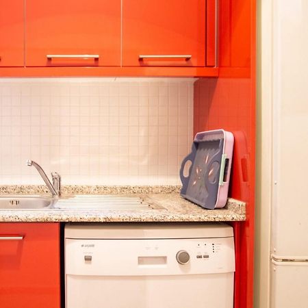 Lovely Flat Near Public Transportation In Esmirna Exterior foto